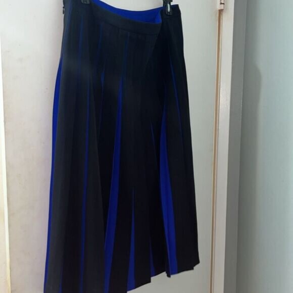 Clare V x Monoprix Pleated midi skirt Size Medium - Picture 4 of 11